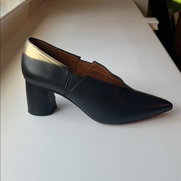 Chie Mihara Black Women's Pumps 2.5” heels size 39 - Picture 3 of 16